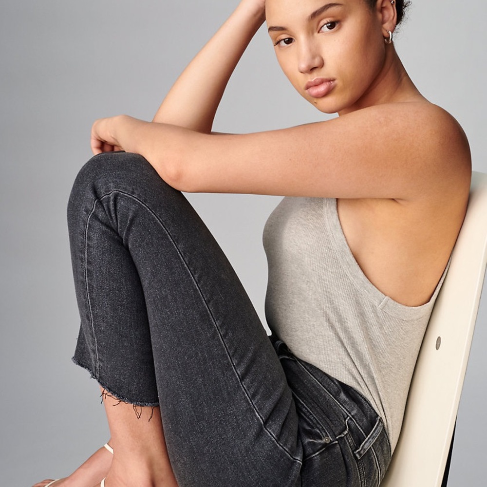 Denim forum high rise skinny crop jeans in size 28